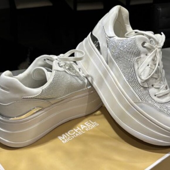 White Michael Kors - Picture 9 of 10